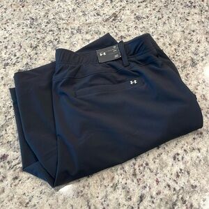 Never Worn - Under Armour - Black Golf Shorts - Athletic - 42 Waist